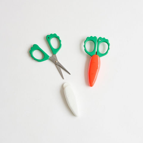 fridge magnet scissors | carrot & daikon